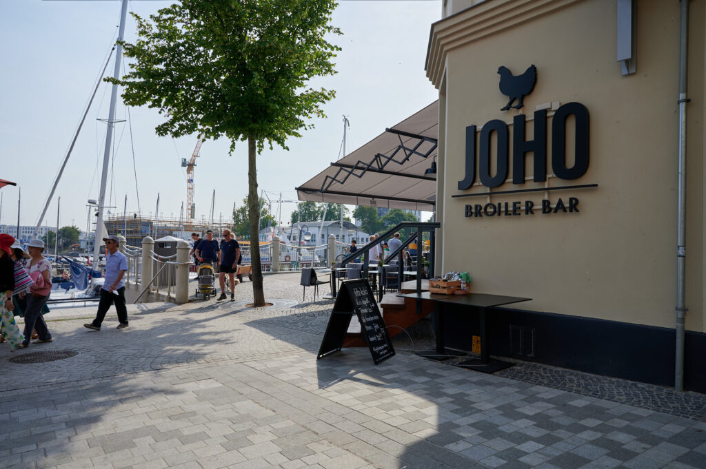 Warnemünde - JOHO Broiler Bar & Restaurant